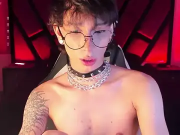 Stripchat Free Live Porn of AndyWiilliams