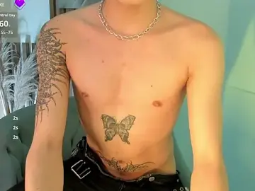 Stripchat Free Porn Cam of AndyWiilliams