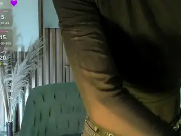 Stripchat Free Porn Cam of AndyWiilliams