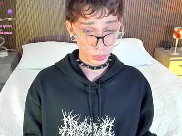 Stripchat Live Sex Cam of AndyWiilliams