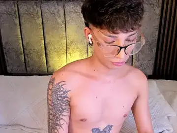 Stripchat Best live sex cam show of AndyWiilliams