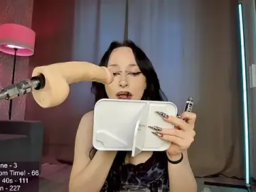 Stripchat Free Porn Cam of Juicy_Vikki