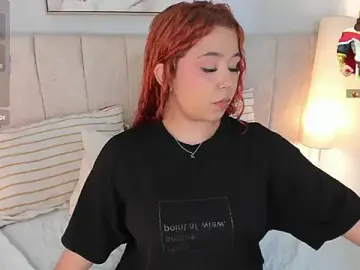 Stripchat Live Sex Cam of Atenea_cuteee