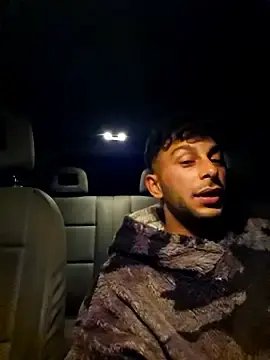 Stripchat Nude Webcam of Iulianmarius12