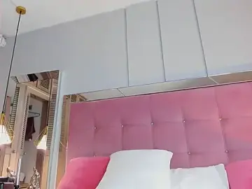 Stripchat Live Sex Cam of Ahincale