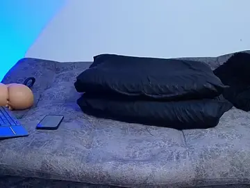 Stripchat Free Porn Cam of BrayaanFit