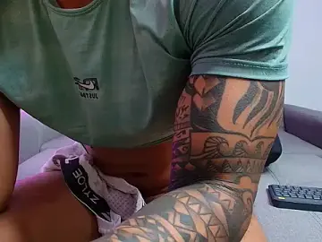 Stripchat Free Porn Cam of BrayaanFit