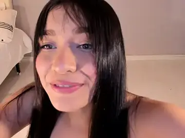 Stripchat Sex Cam of Maia_W10