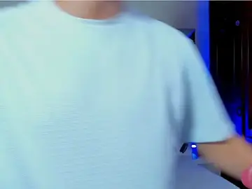 Stripchat Live Sex Cam of Alejandro_karter18