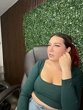 Stripchat Adult Webcams of Karen18_boobs