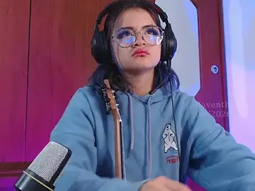 Stripchat Sex Chat of Raventh_