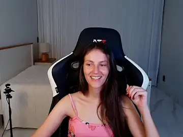 Stripchat Free Porn Cam of upssnowy