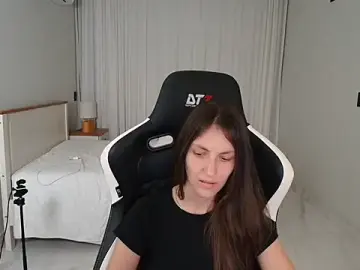 Stripchat Sex Cam of upssnowy