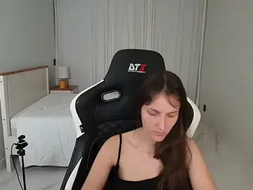 Stripchat Watch Live Sex Cams of upssnowy