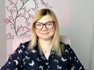 Stripchat Free Live Porn of Lola_moree