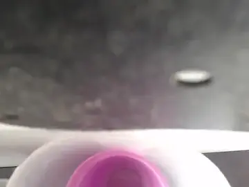 Stripchat Free Porn Cam of KandyHot_