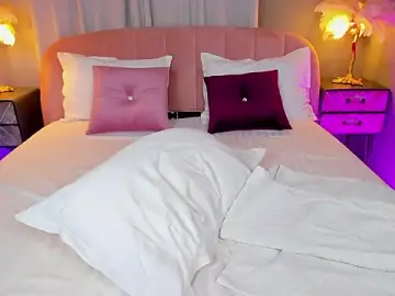 Stripchat Live Sex Cam of AmedeeaBanks