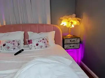 Stripchat Best live sex cam show of AmedeeaBanks