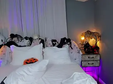 Stripchat Private Sex Chat of AmedeeaBanks