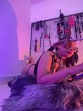 Stripchat Adult Webcams of AniEvans_