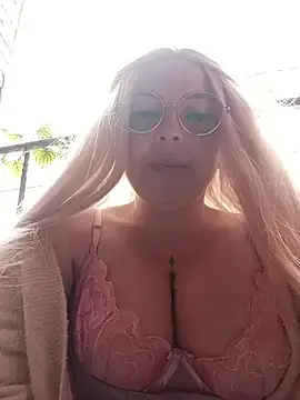 Stripchat Private Sex Chat of madelaine-