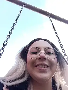 Stripchat Live Porn of madelaine-