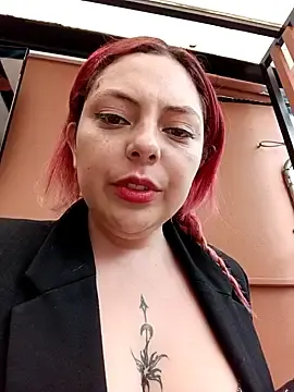 Stripchat Private Sex Chat of madelaine-