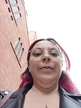 Stripchat Free Live Porn of madelaine-
