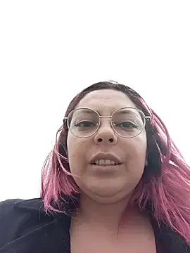 Stripchat Nude Webcam of madelaine-