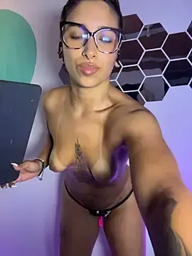 Stripchat Free Porn Cam of LollaByer