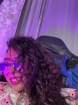 Stripchat Live Sex of Samantha_Bernardo