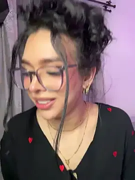 Stripchat Watch Live Sex Cams of Samantha_Bernardo