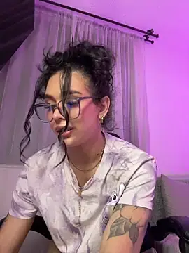 Stripchat Live Porn of Samantha_Bernardo