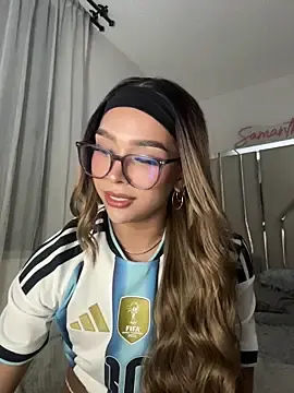 Stripchat Free Live Porn of Samantha_Bernardo