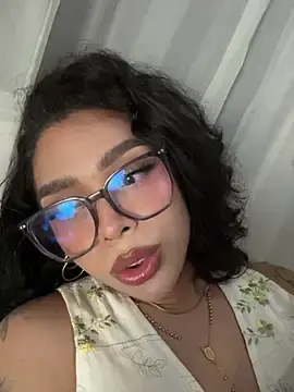 Stripchat Live Sex of Samantha_Bernardo