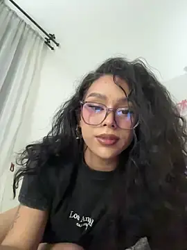 Stripchat Best live sex cam show of Samantha_Bernardo