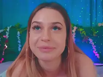 Stripchat Best live sex cam show of AlinaWalters