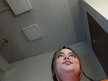 Stripchat Free Porn Cam of Penelope_Tits