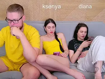 Stripchat Watch Live Sex Cams of Ksenny