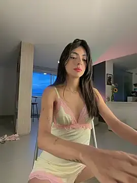 Stripchat Best live sex cam show of ZaraLuuv