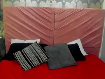 Stripchat Best live sex cam show of Karin_Ks