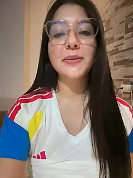 Stripchat Live Sex Cam of licky_lu