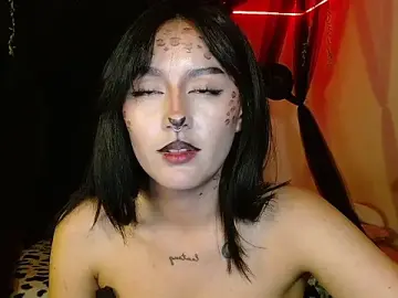 Stripchat Best live sex cam show of ludo_kitty