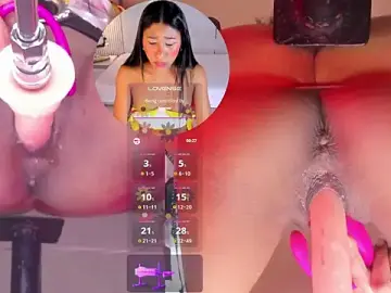 Stripchat Live Sex Cam of CandyRouse__