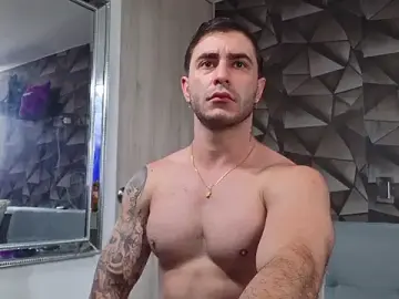Stripchat Adult Webcam of Latino_stud4u