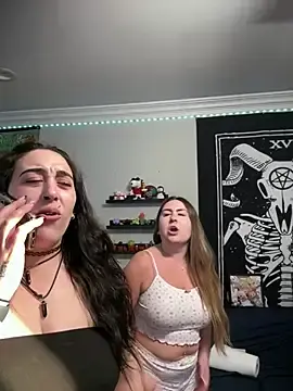 Stripchat Free Porn Cam of ThicBunz