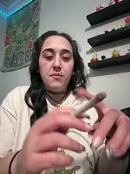 Stripchat Free Porn Cam of ThicBunz