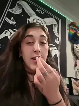 Stripchat Live Sex Cam of ThicBunz