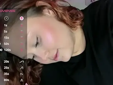 Stripchat Live Sex Cam of YuliCardona_