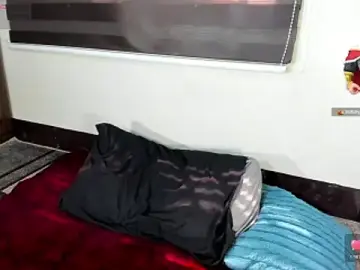 Stripchat Live Sex Cam of tasteme69xxx